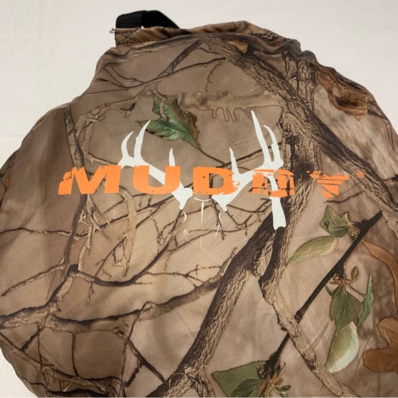 Muddy Epic Camo Camouflage Portable Hot Seat Cushion Hunting - Picture 2 of 6